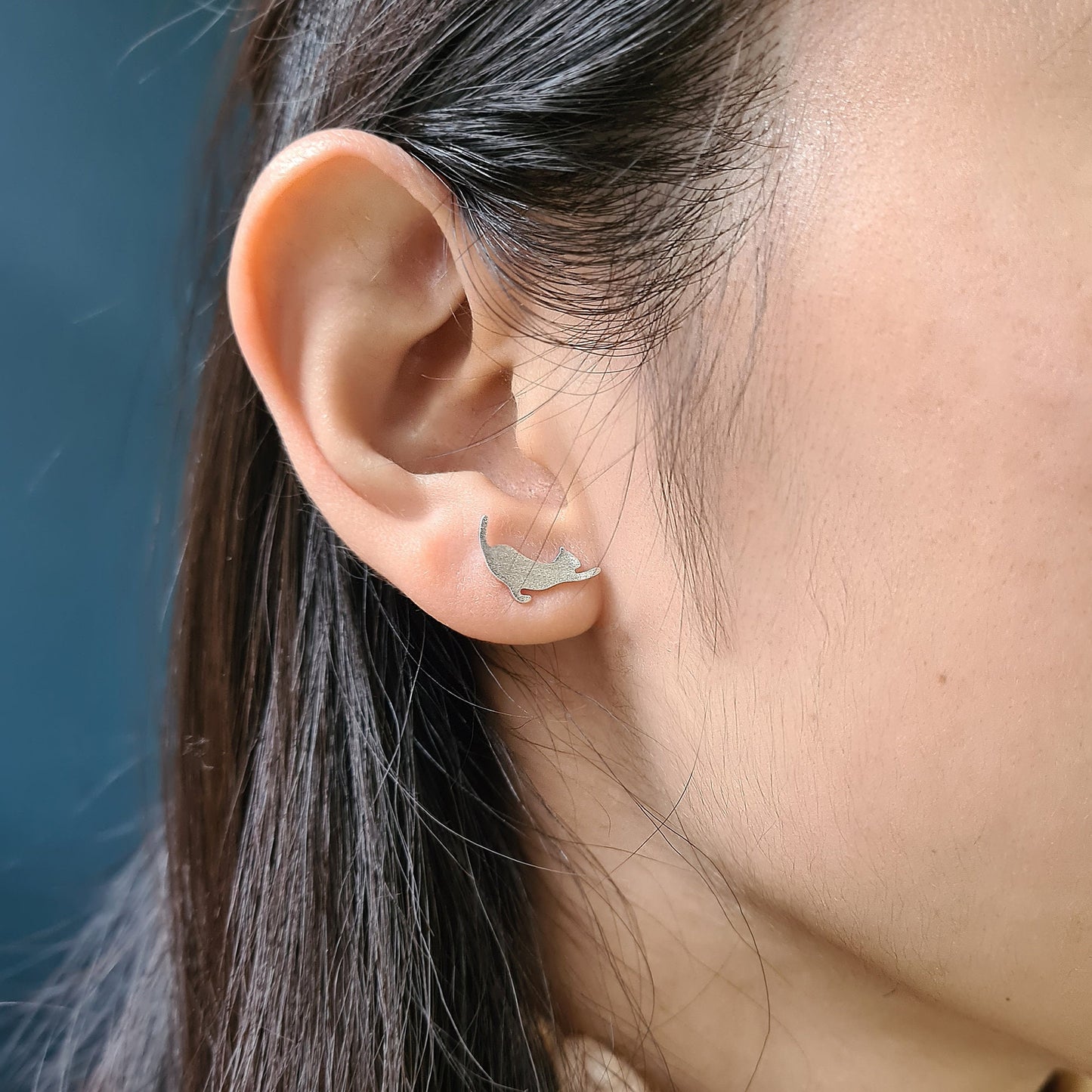 Sterling Silver Stretching Cat Stud Earrings