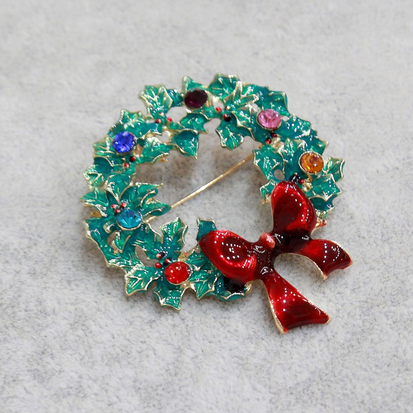 Green Christmas Tree Wreath Hand Painted Enamel  Brooch Pin Garland Red Bow