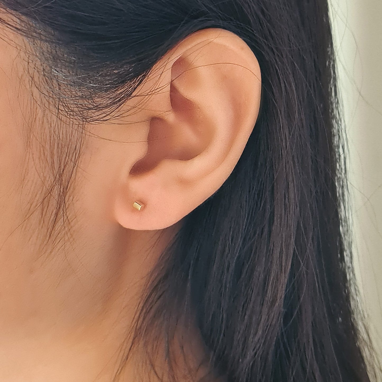 Dainty Tiny Small 18k Sterling Silver Trilogy Bubbly Triple Dots Rectangle Block Small Studs Earrings Sleep in Clover Studs