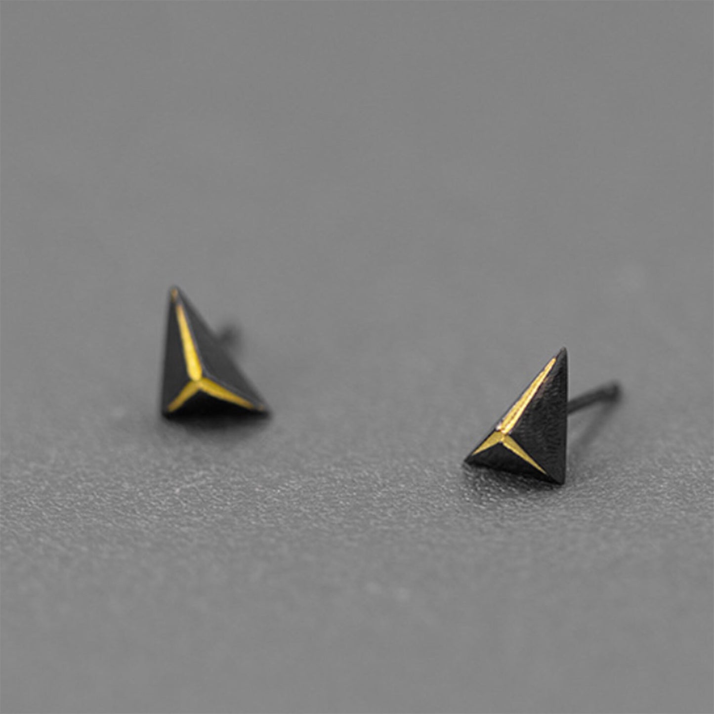 oxidised black sterling silver Triangle Scarred Gold Line Stud Earrings Kintsugi jewellery