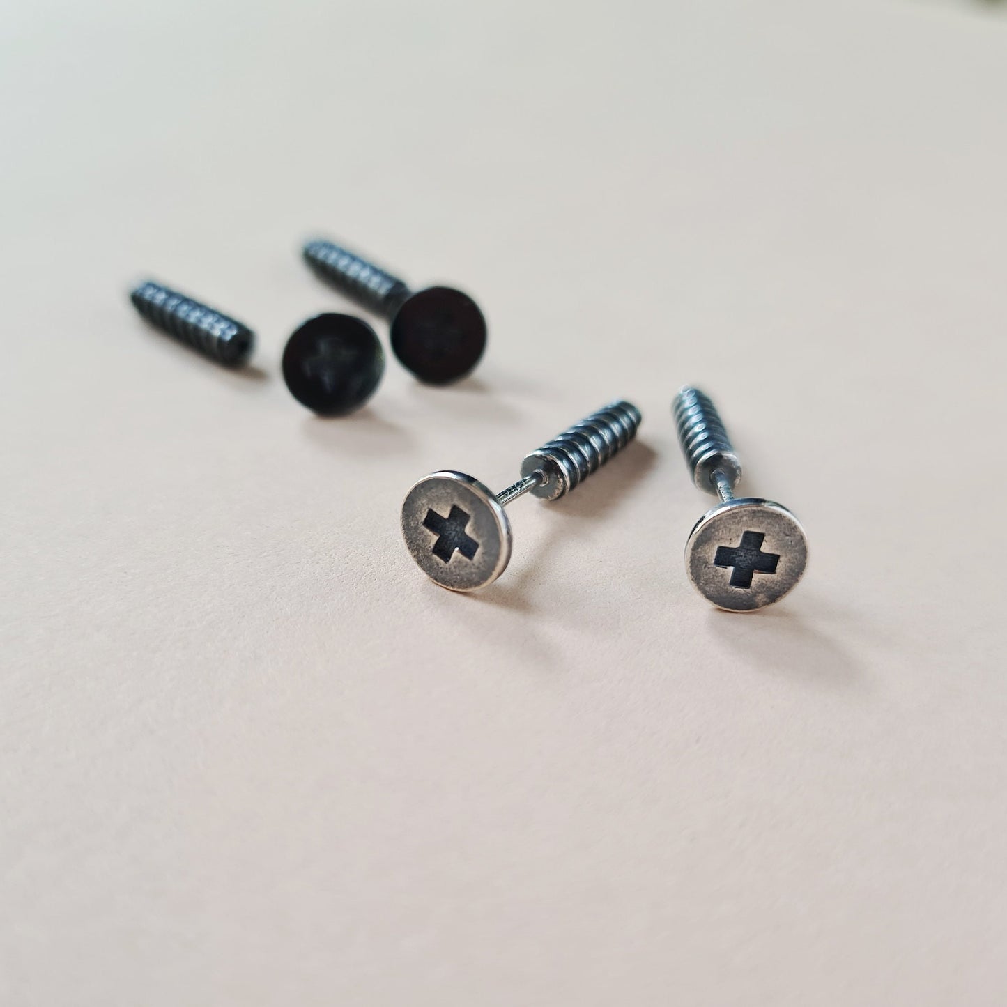 925 sterling silver Hardware Screw Stud Earrings in Black and Antique Silver Screw-on Piercing