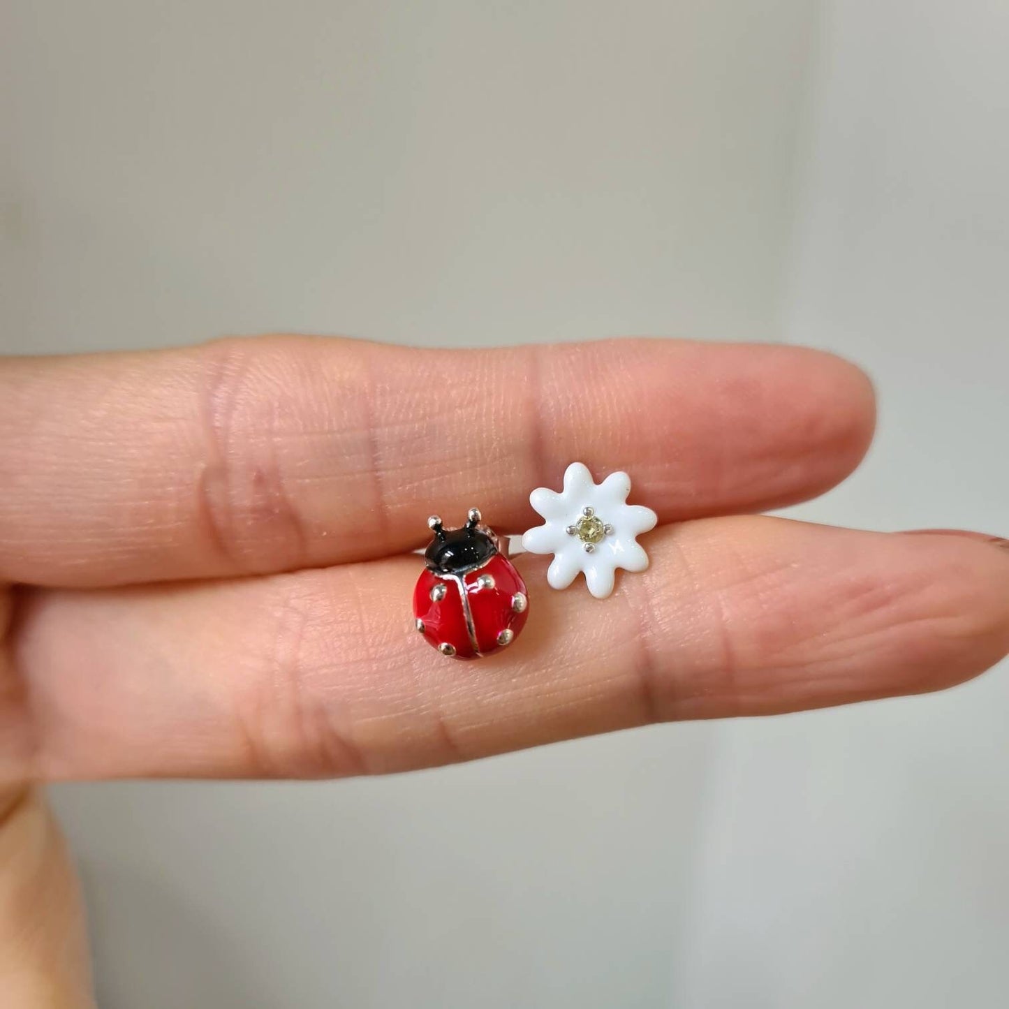 925 Sterling Silver Red Enamel Ladybird White Daisy Flower  Mix Stud Earrings beetles 12 yrs Girl Jewellery Birthday