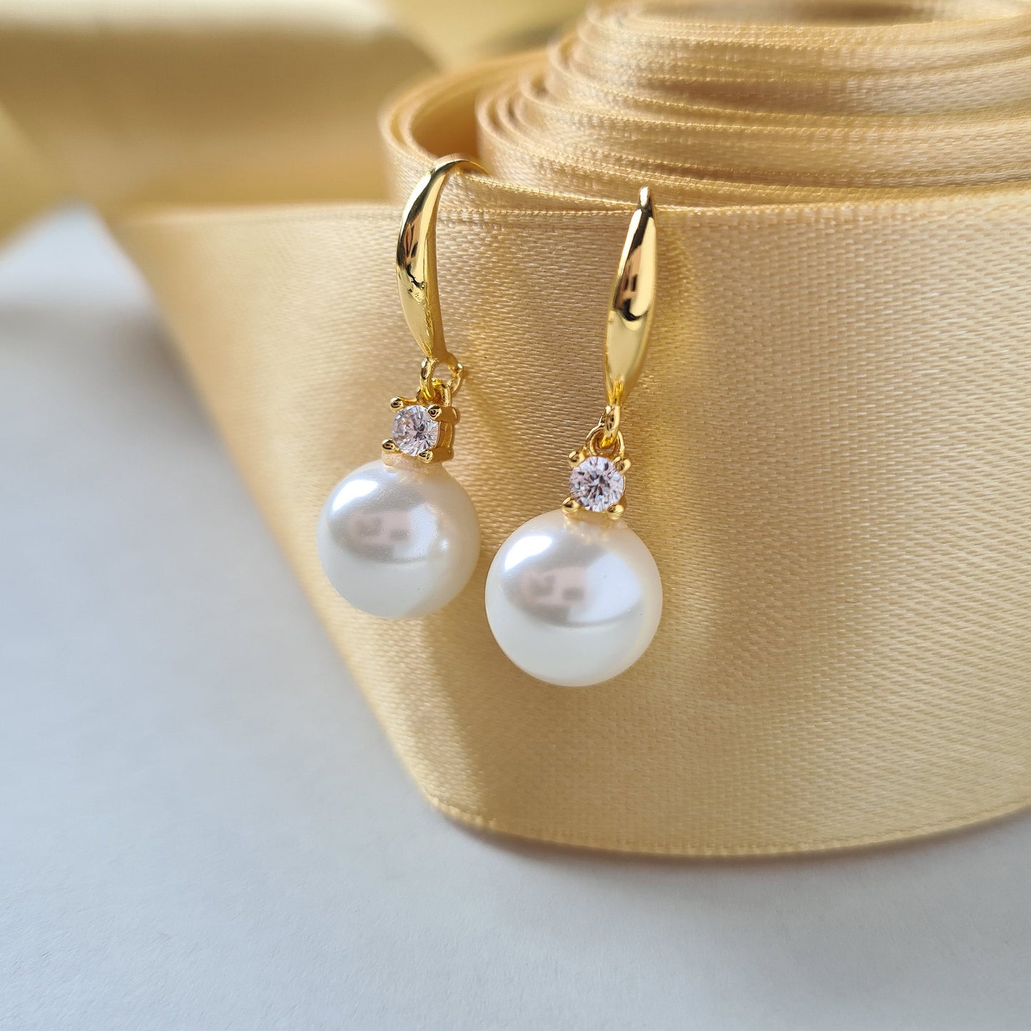 Classic Gold Plated Big Faux Round Pearl Drop Earrings with diamante  Wedding Accessories Bridal Earrings