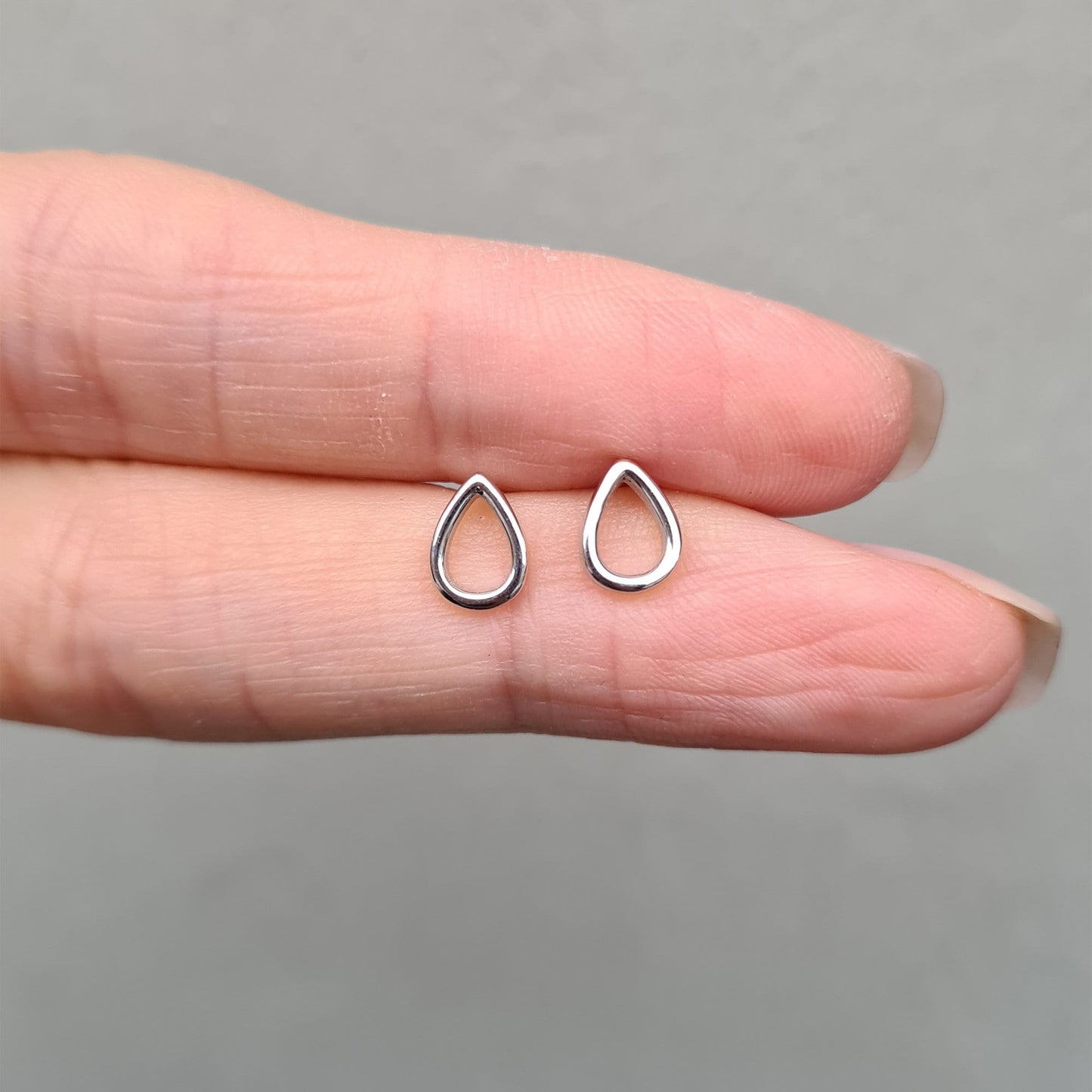 Sterling Silver Mini Teardrop Raindrop Stud Earrings